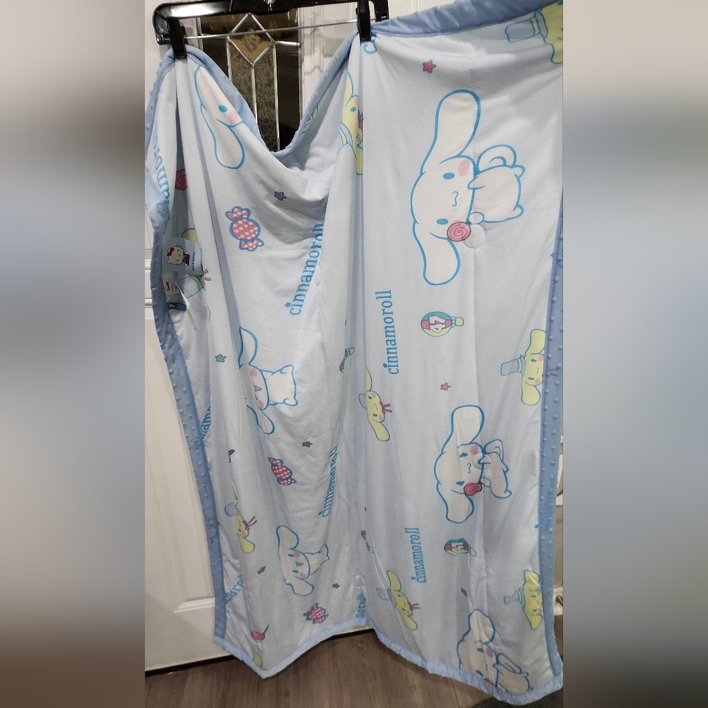 Cinnamoroll Blue Cool Blanket 42 x 56 Inches *New Never Used*